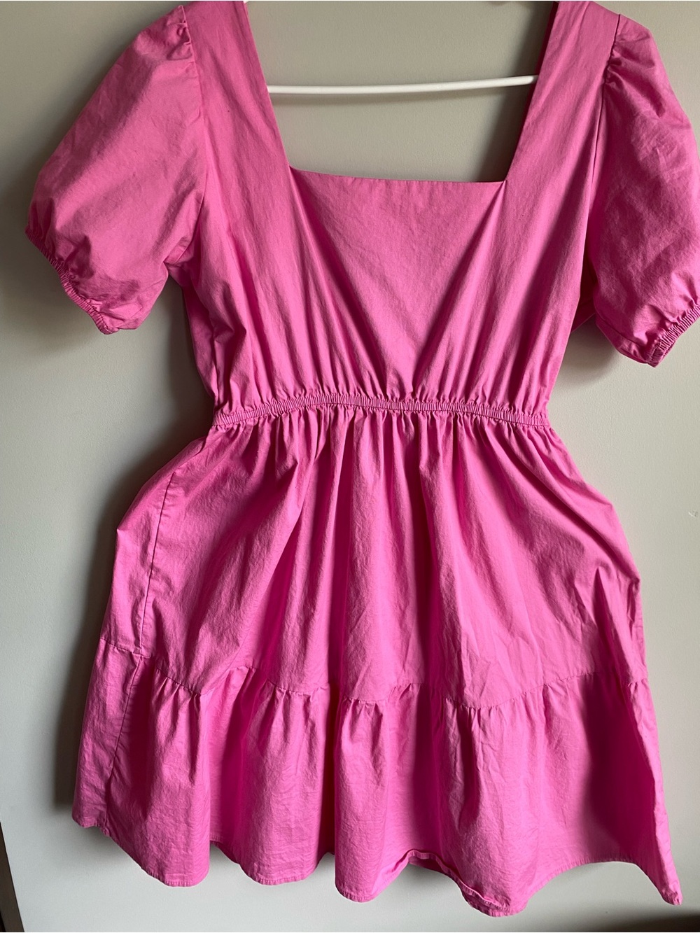 Square-Neck Tiered Casual Dress in Hot Pink